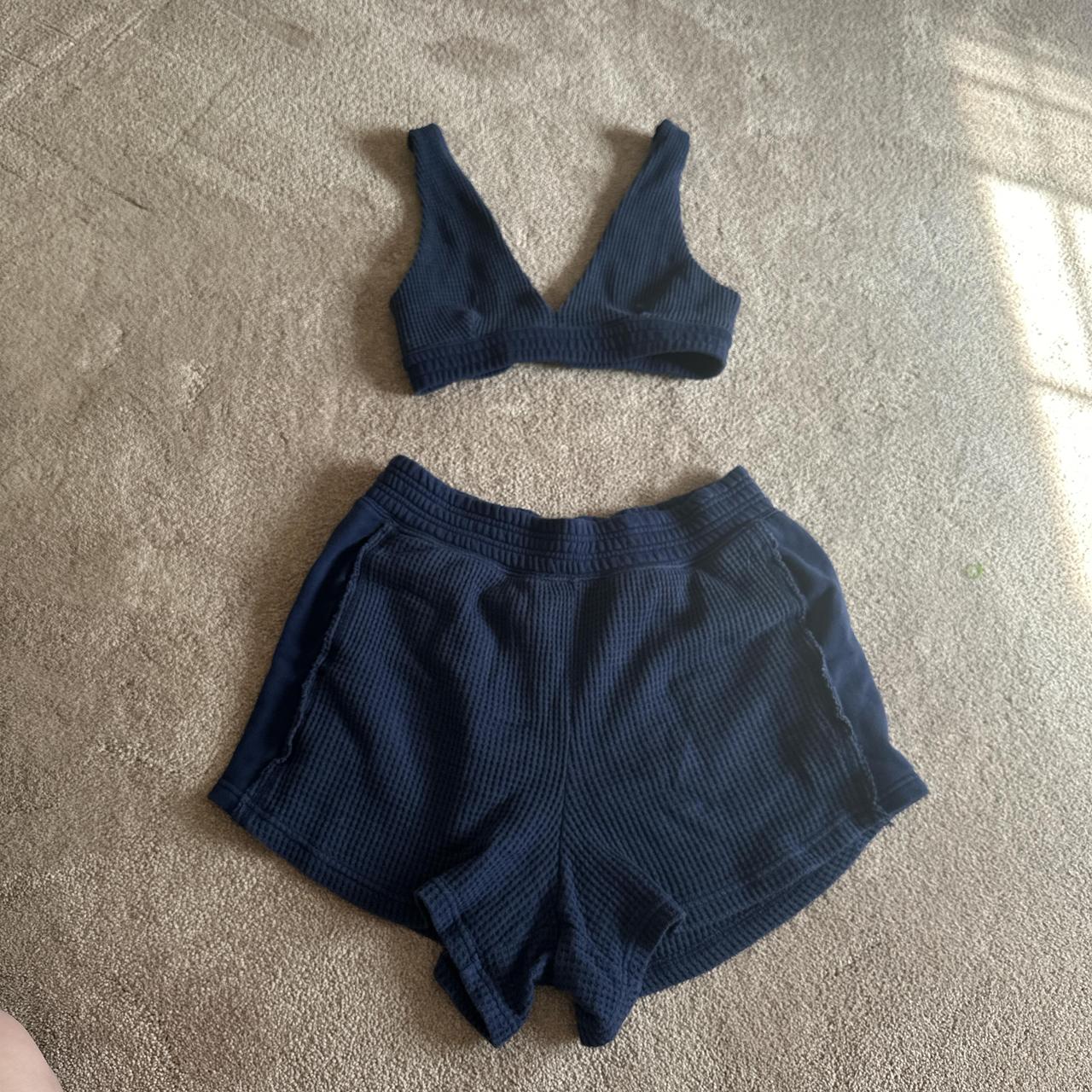 Aerie Lounge Set
 Navy Blue Aerie Lounge Set Fits true to size Depop