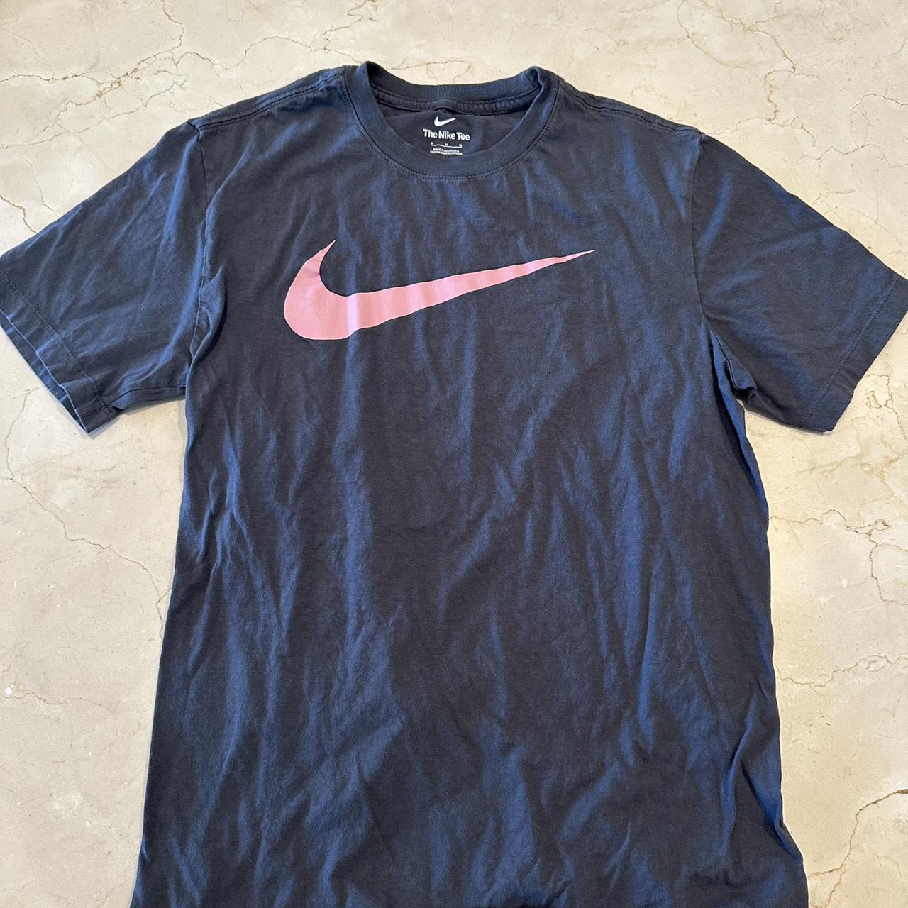 Pink and outlet gray nike shirt