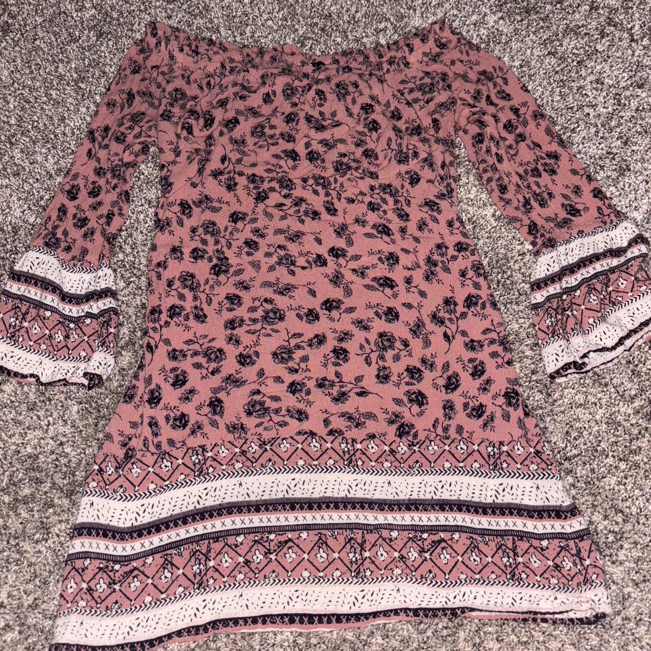 item listed by ouuitsestrella