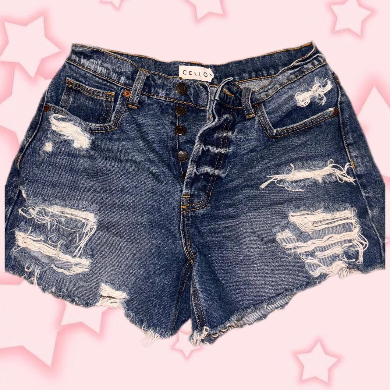 item listed by ouuitsestrella