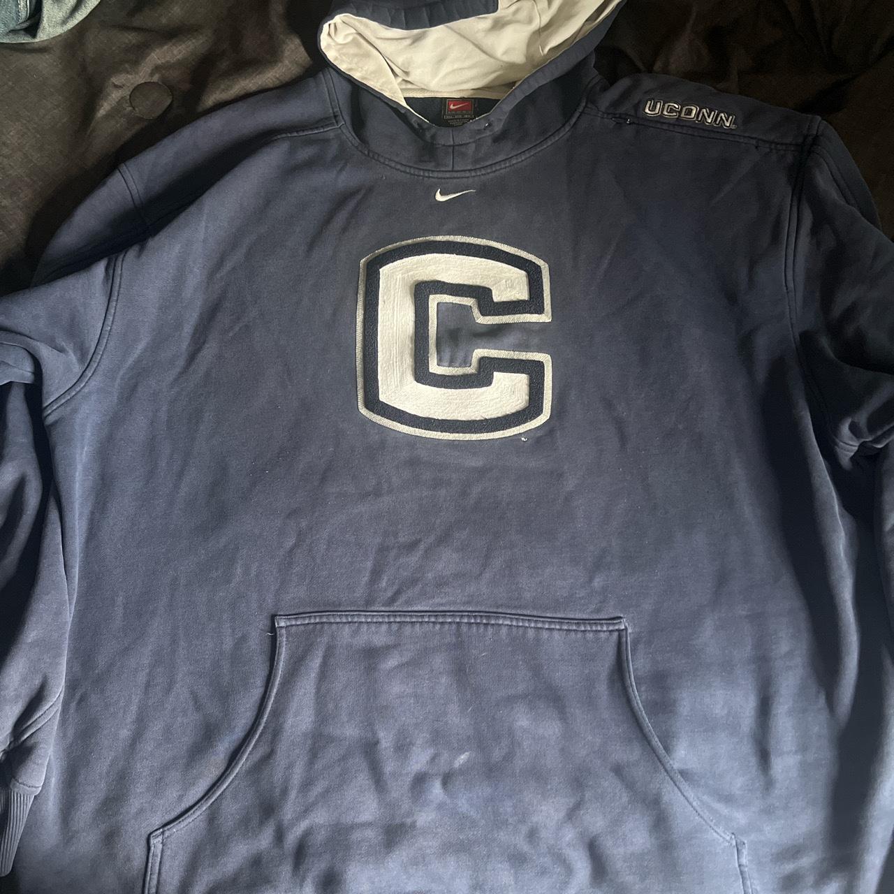 Nike best sale uconn hoodie