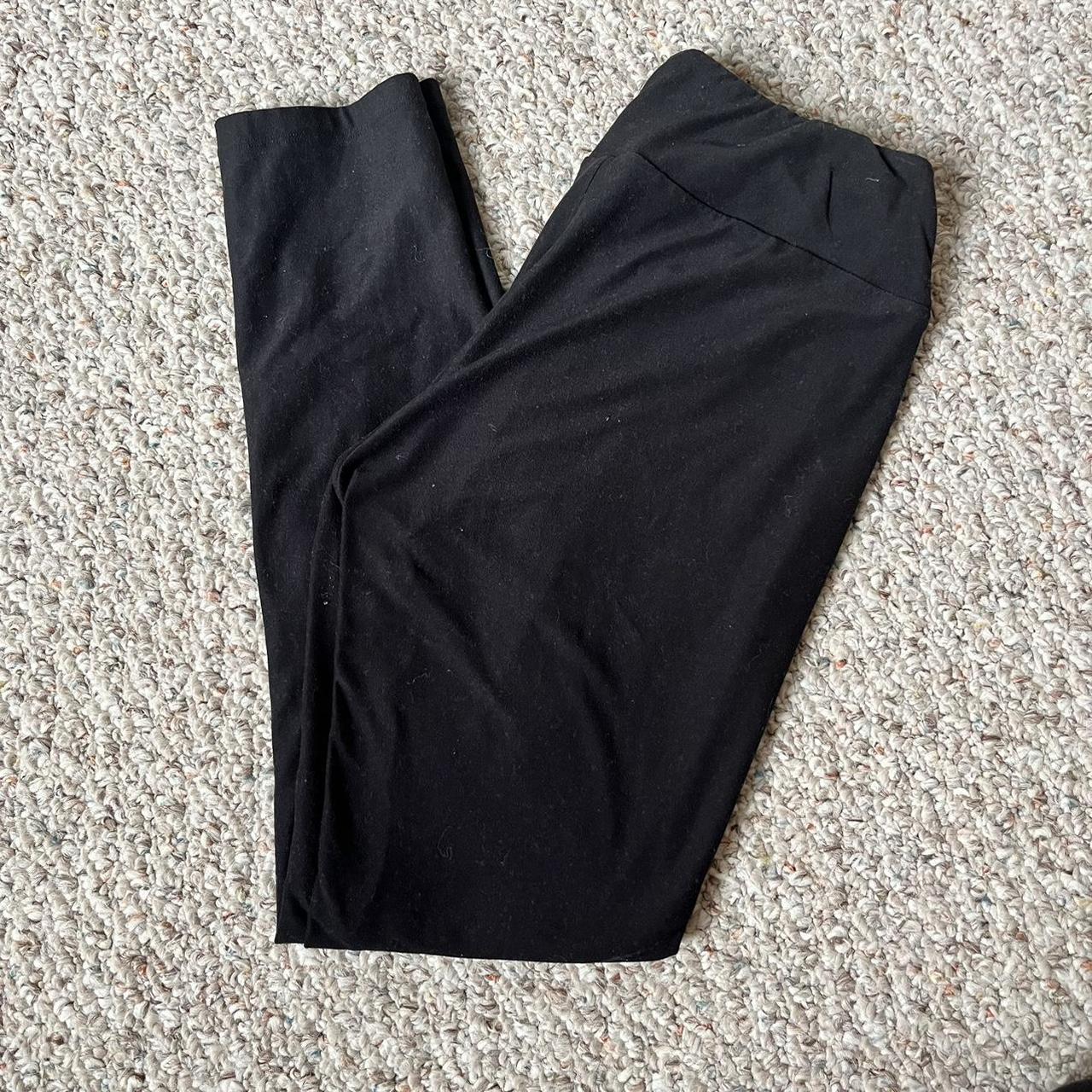 Lularoe black leggings one size (0-8) - Depop