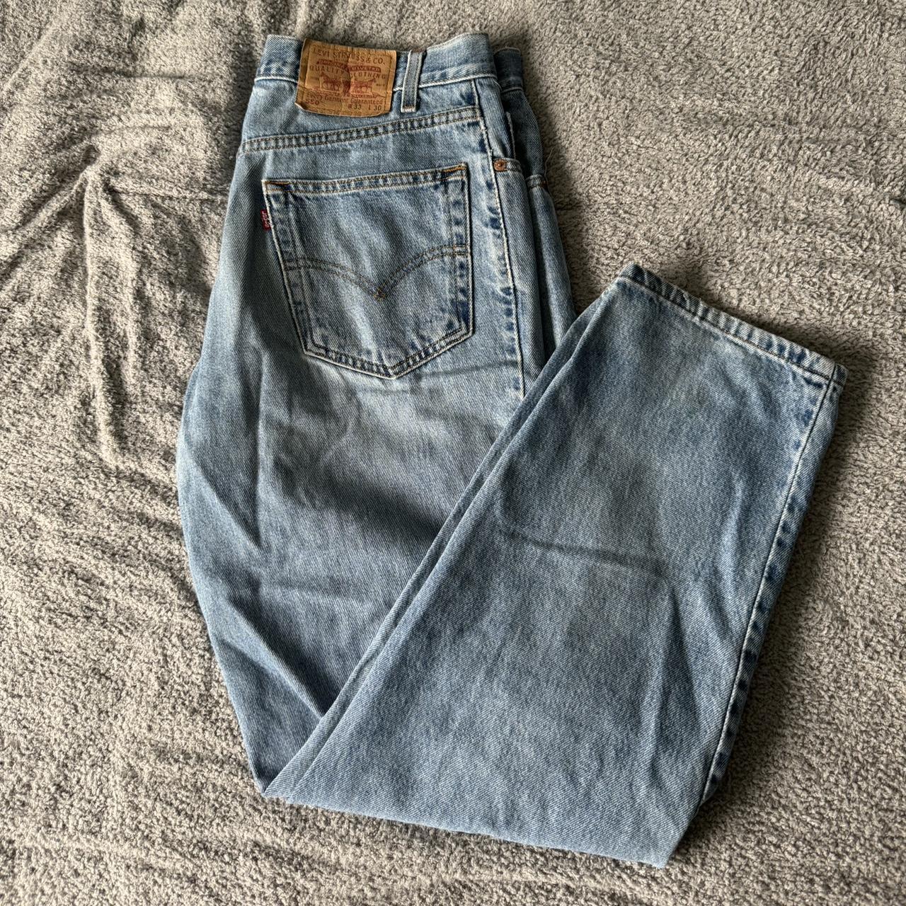 33 x 30 / 550 Levi #outdoors #y2k #vintage #skater... - Depop