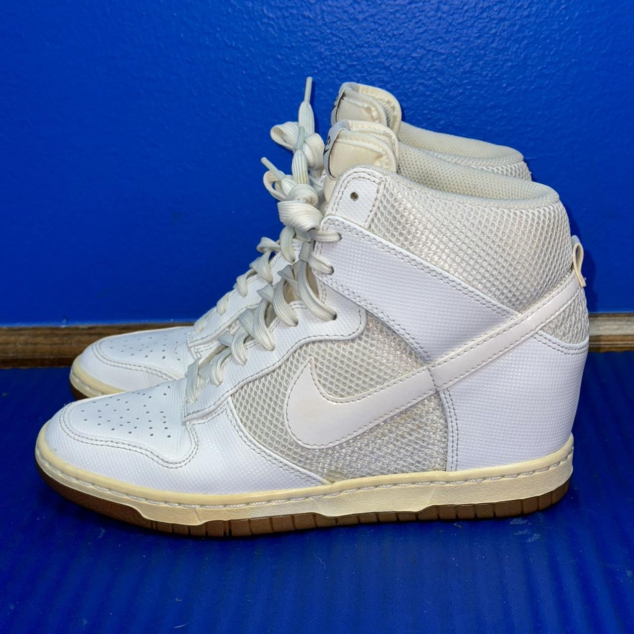 Nike air dunks wedge hotsell