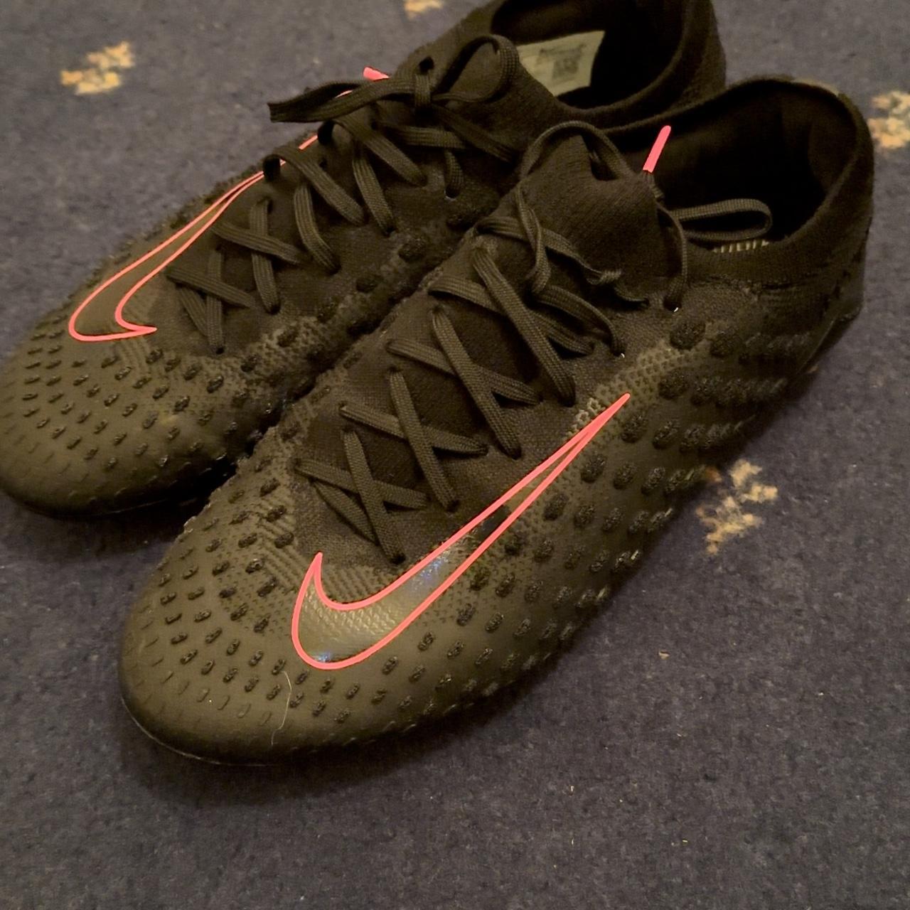 nike venom x