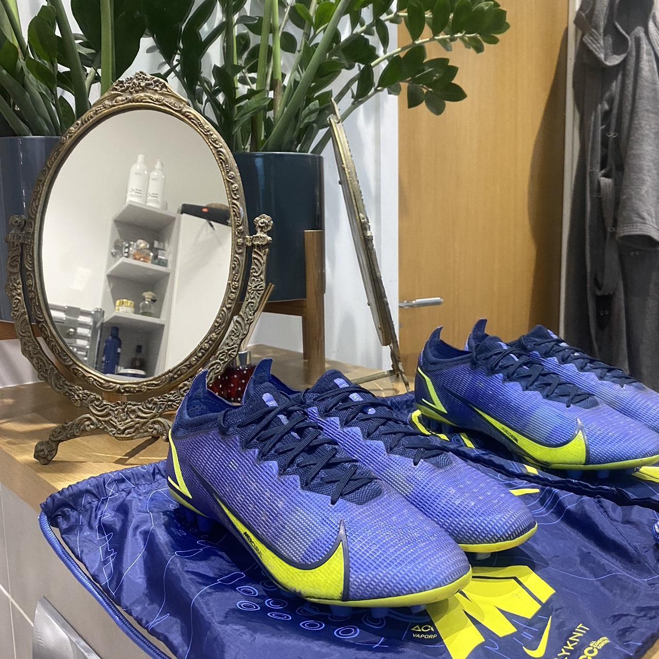 nike mercurial superfly size 8