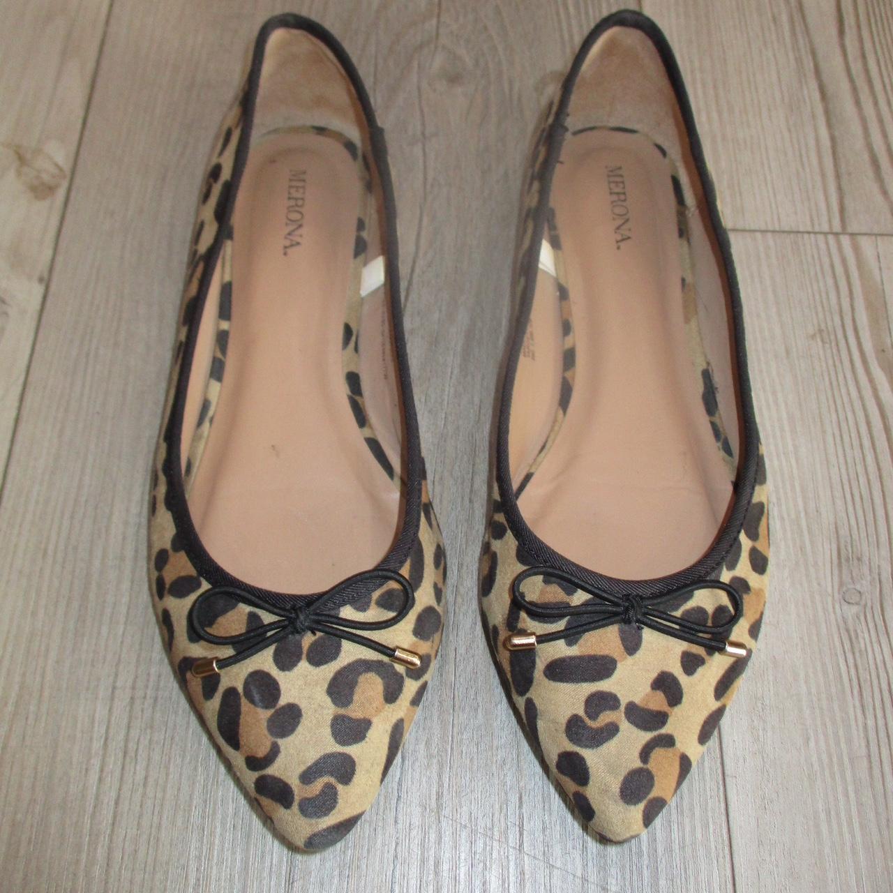 Merona on sale leopard flats