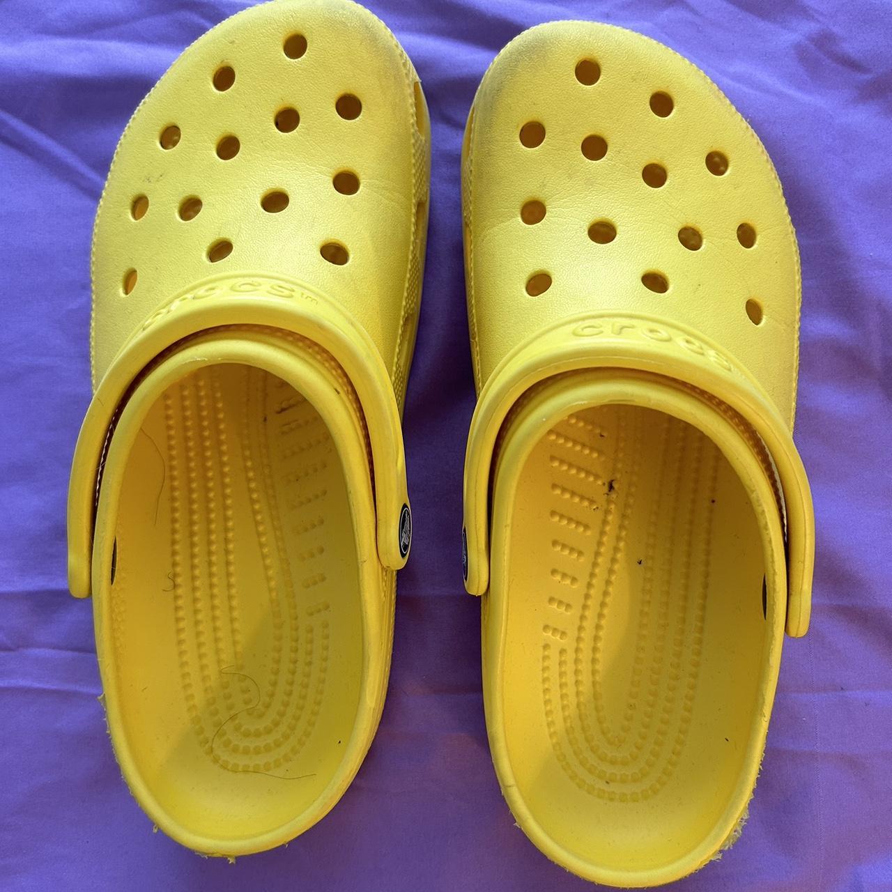 15 🎀Yellow crocs🎀 🎀condition check pictures, worn... Depop