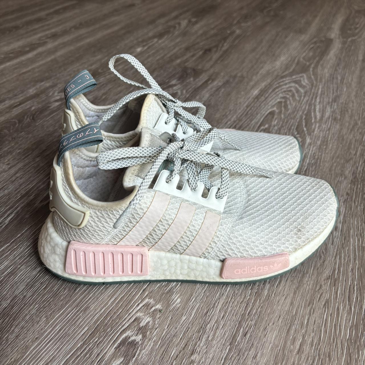 Nmd r1 white talc icey pink hotsell