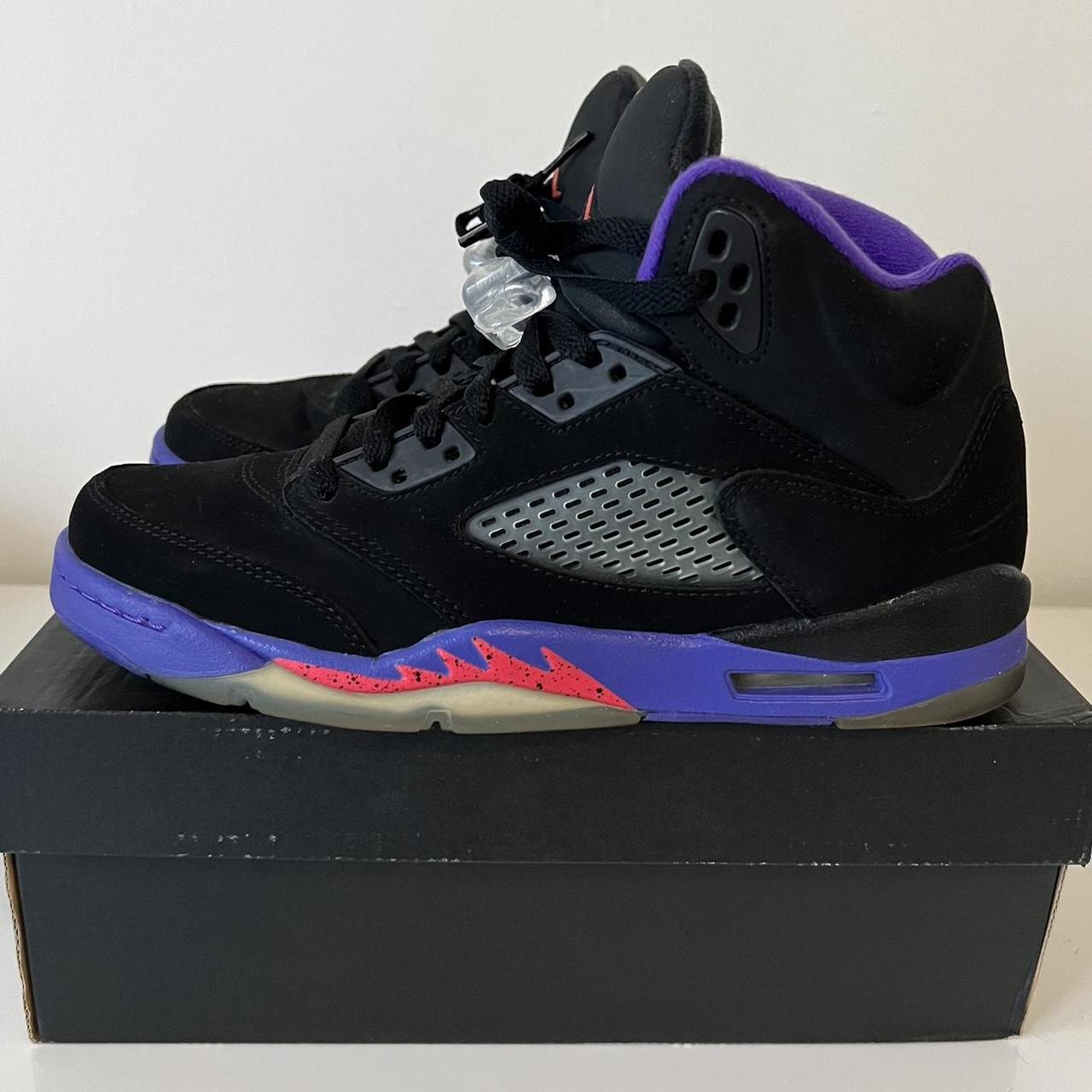 Jordan retro hot sale 5 raptors