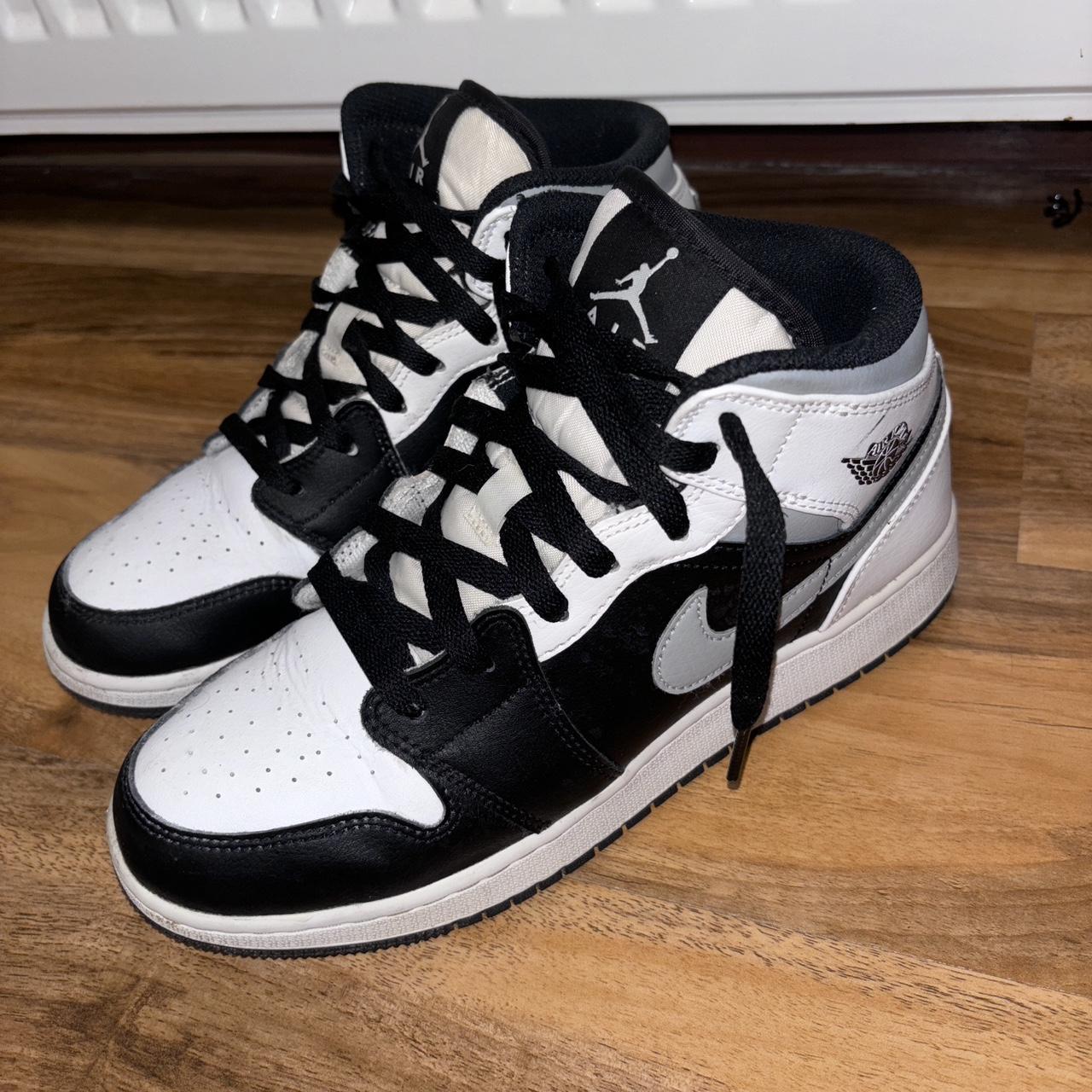 shadow jordan 1 mids