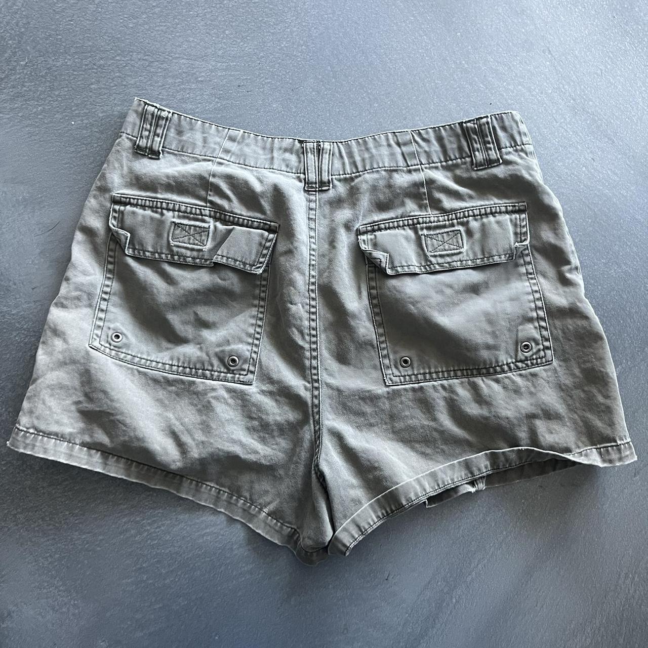 Aeropostale Women's Khaki Shorts Depop