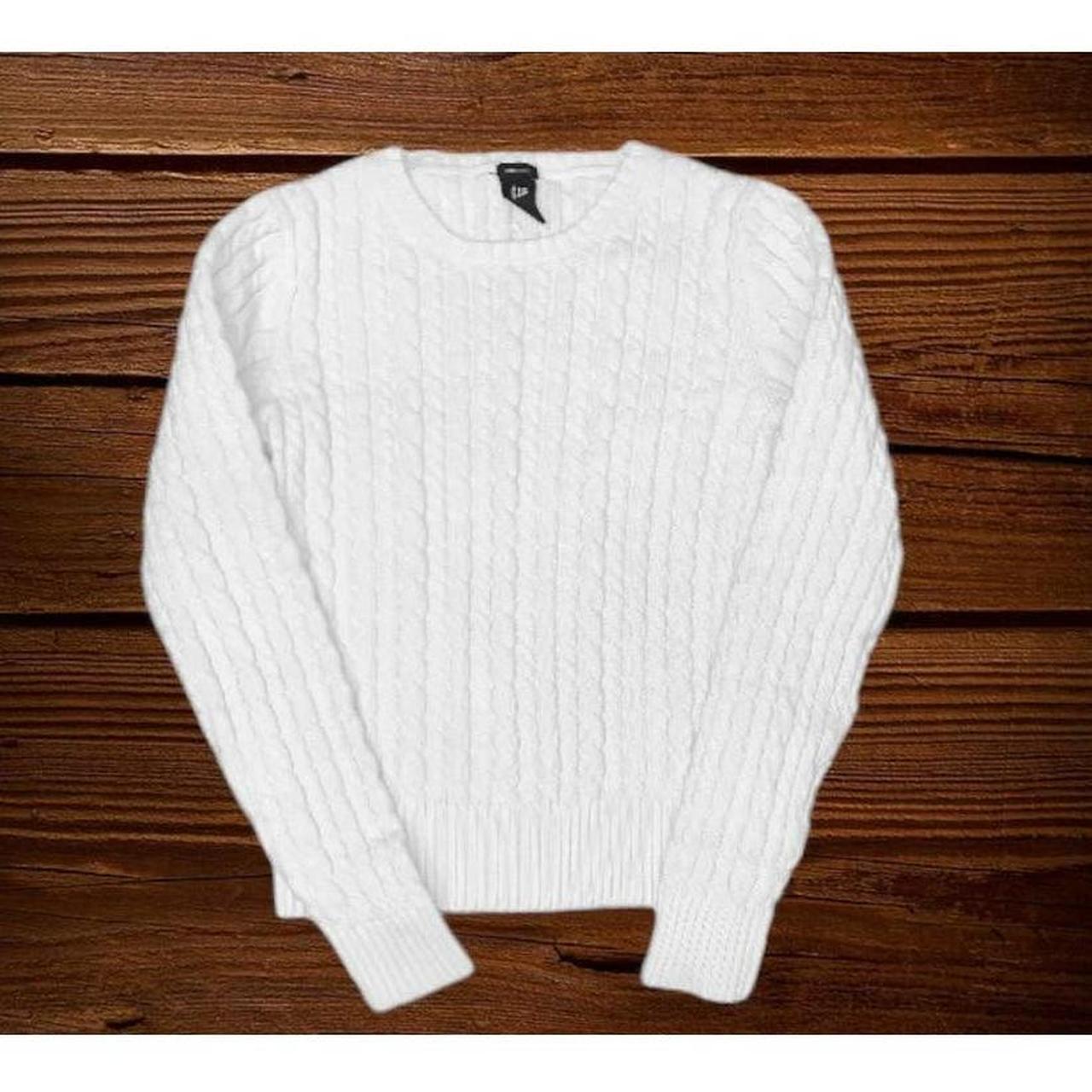 Gap white clearance jumper