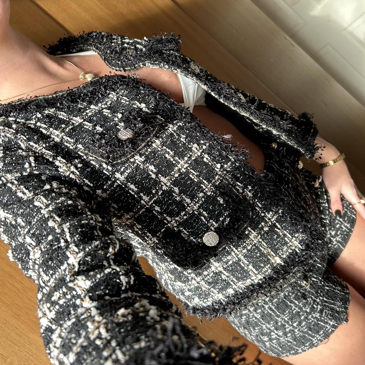 item listed by jxoxoxxoox