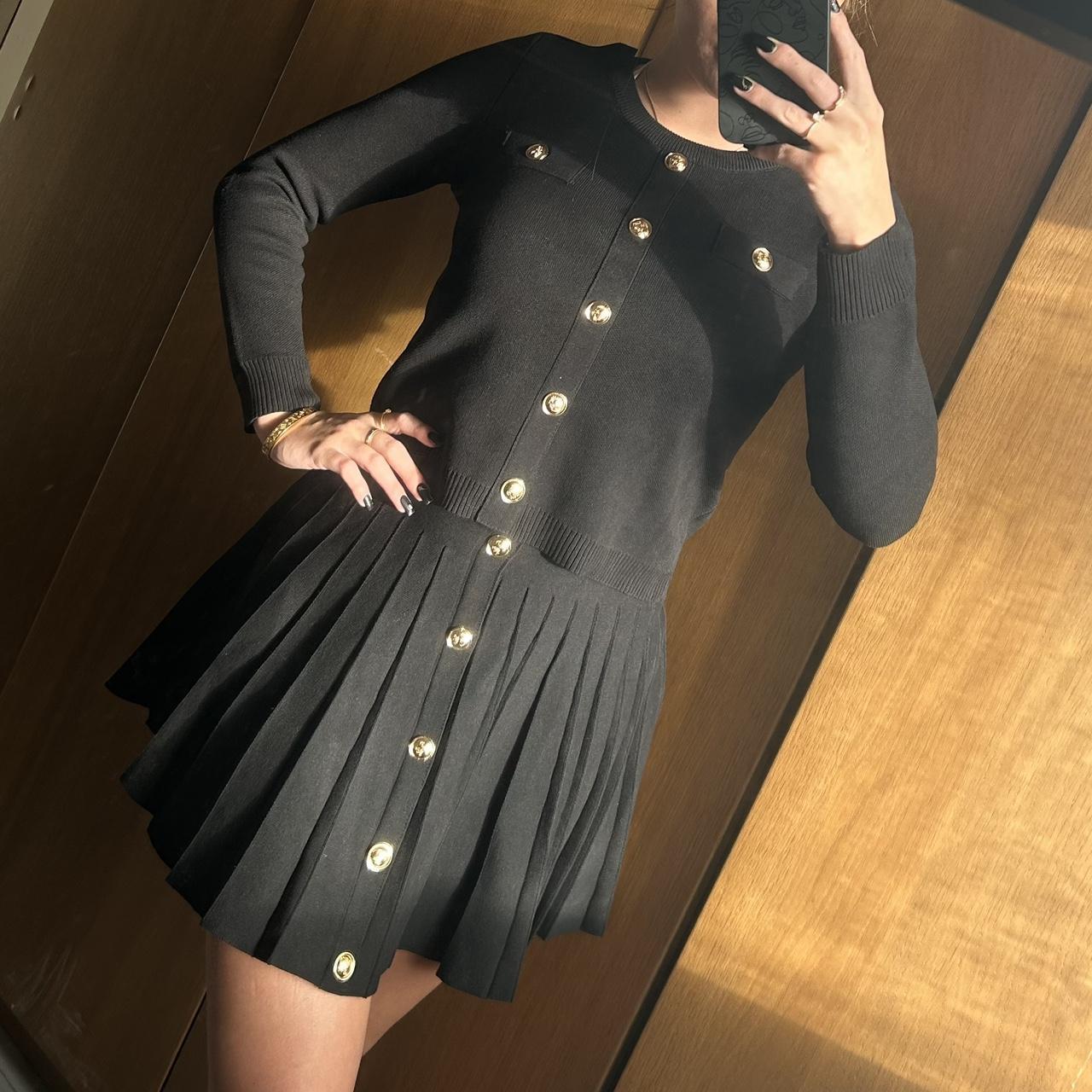 item listed by jxoxoxxoox