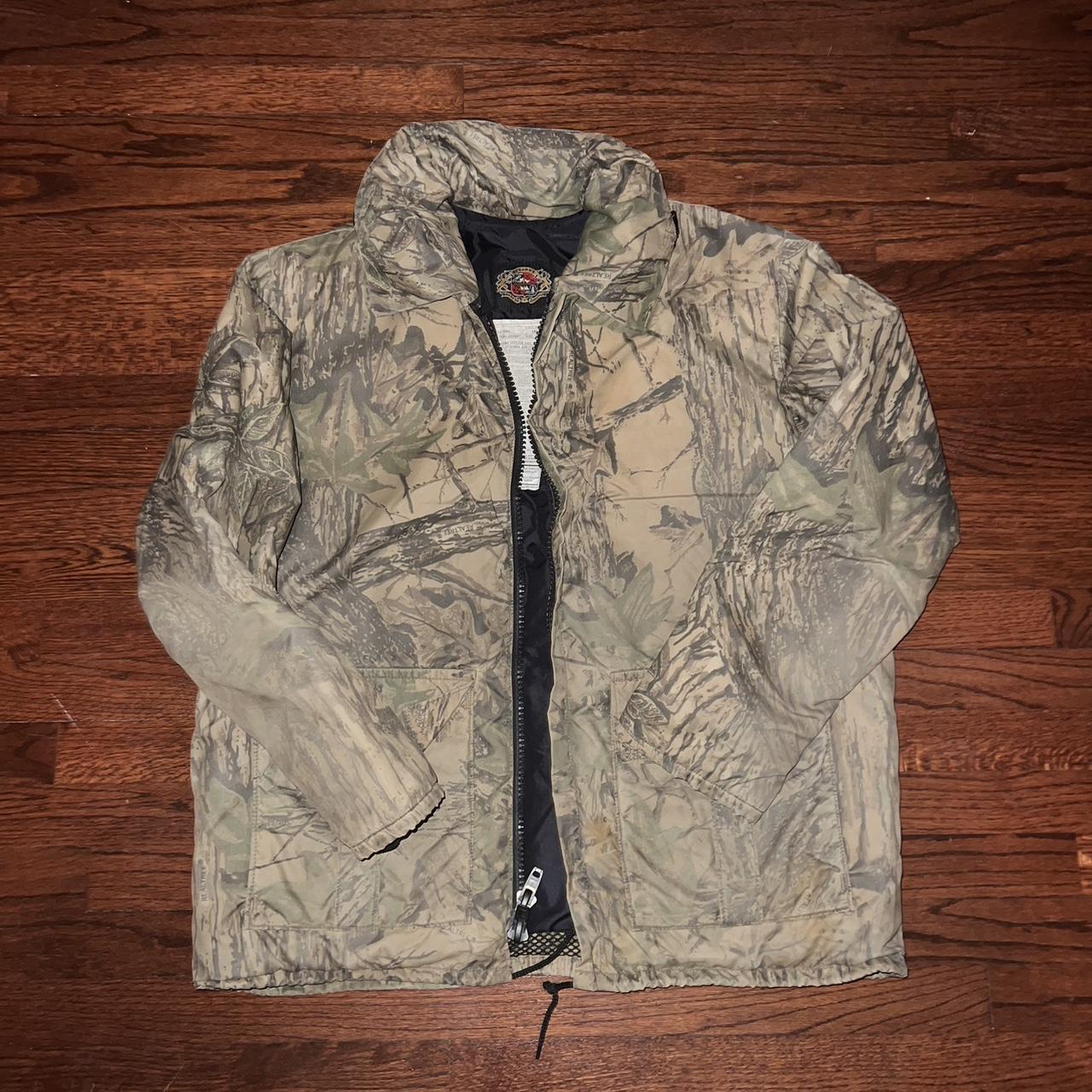 Stearns Camo (floatation device) Vintage... - Depop