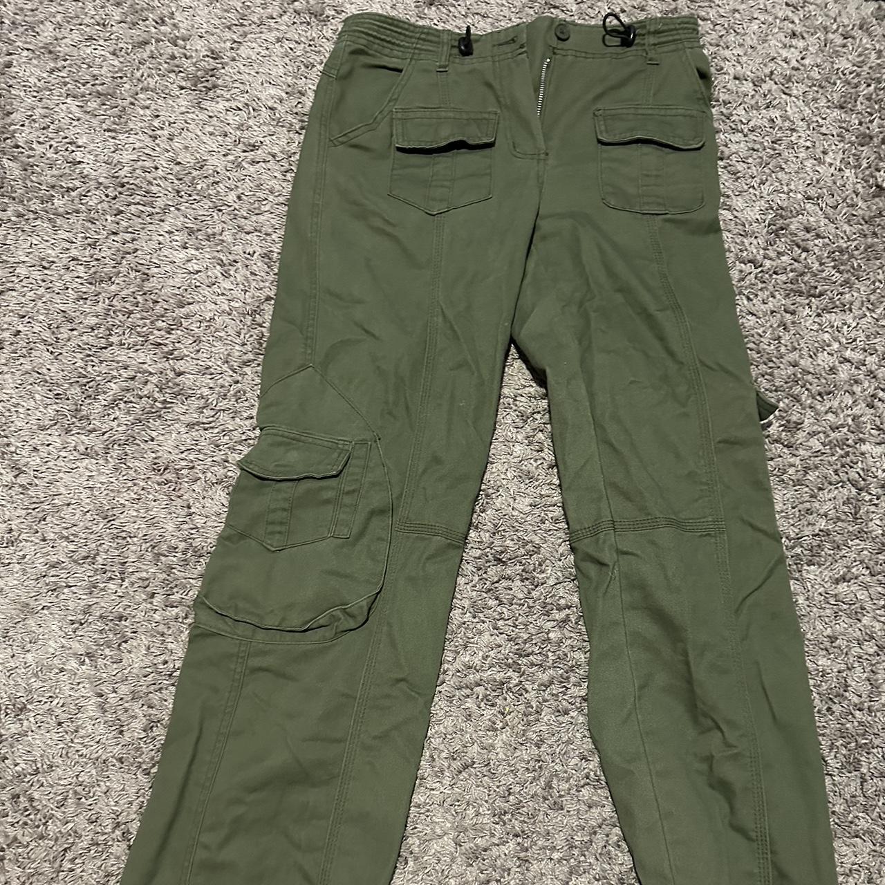 green kim cargo pants - Depop