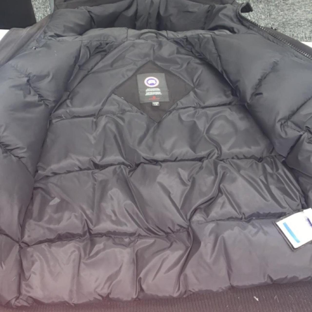 Canada, goose Good condition - Depop