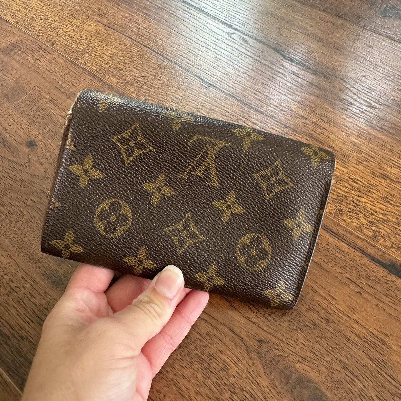 Louis Vuitton Wallet ❗️❗️❗️ SOLD ❗️❗️❗️ hot