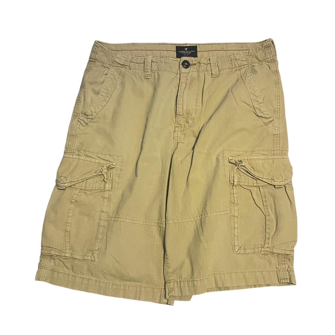 American Eagle Outfitters Tan Cargo Shorts outlet Size 32