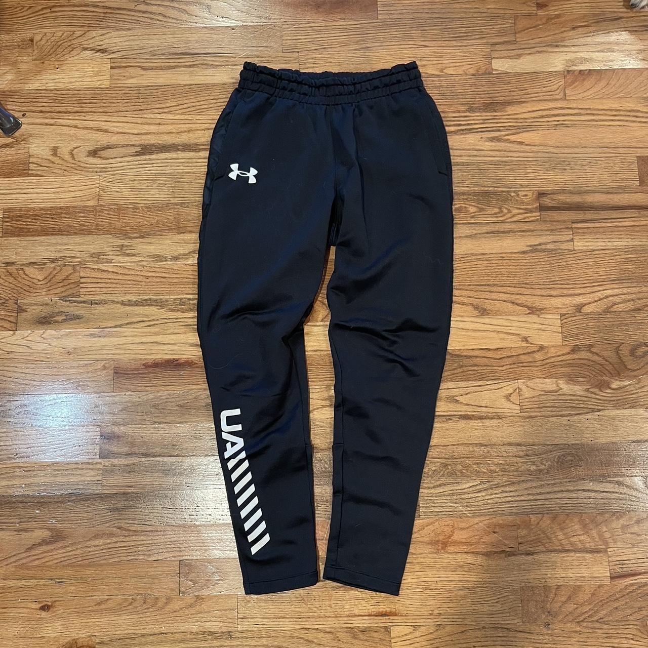 Small Under Armour sweats Fit men’s XS/S In good... - Depop