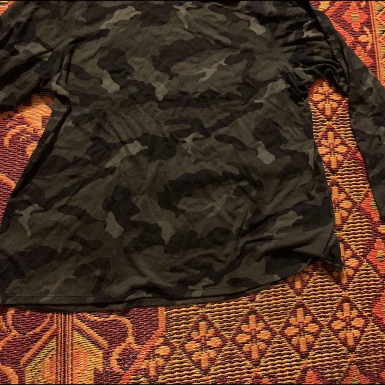 Cute y2k outfit selling for 15 but will negotiate Depop