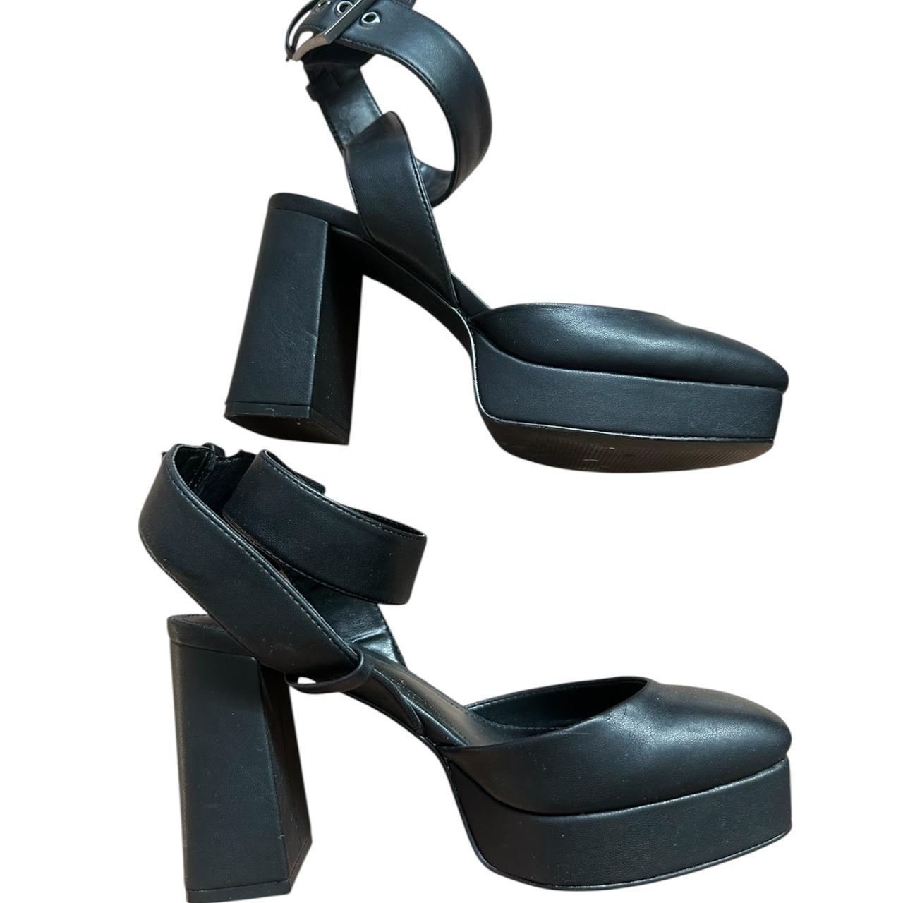 DKNY Women's Sandals Black US – Vintage Black DKNY block