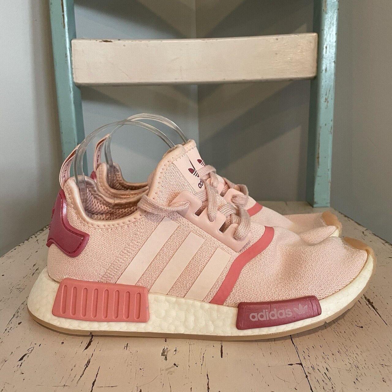 Nmd r1 icey pink tactile rose hotsell