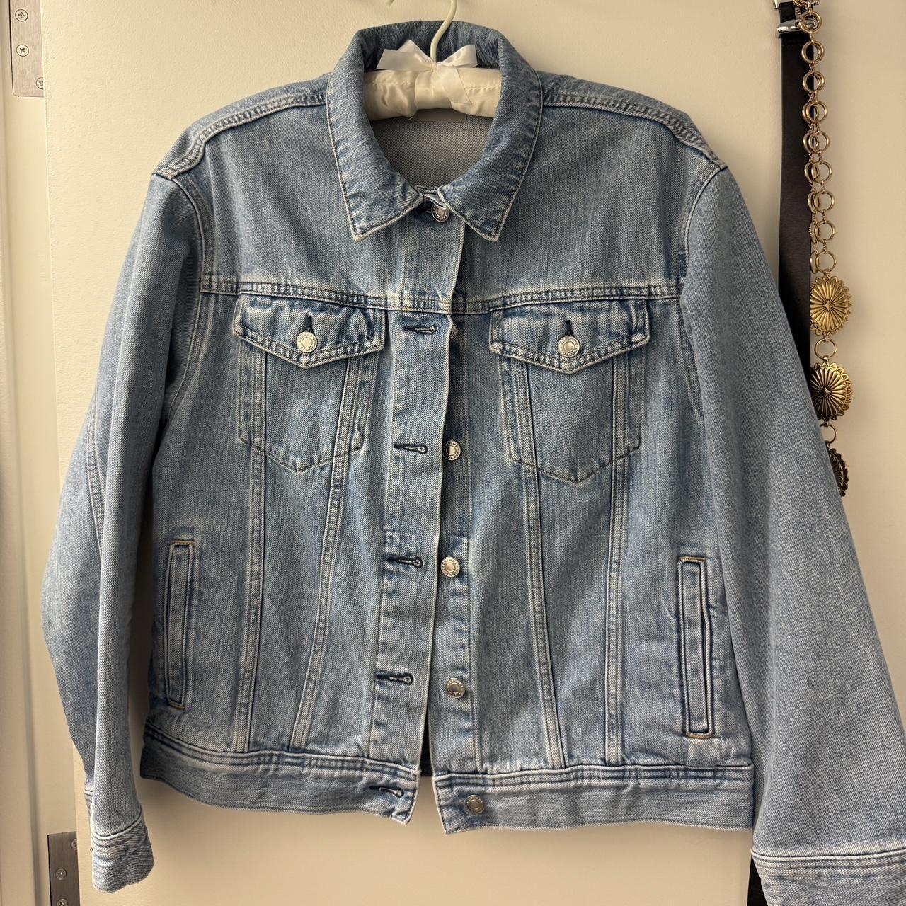 Everlane Denim Jacket- stone washed blue, relaxed fit Depop