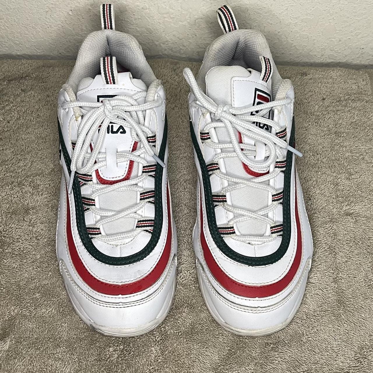 Fila shoes best sale red and green