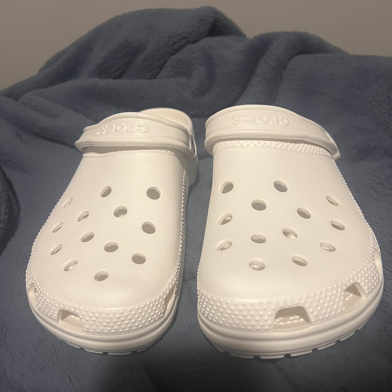 mens white crocs