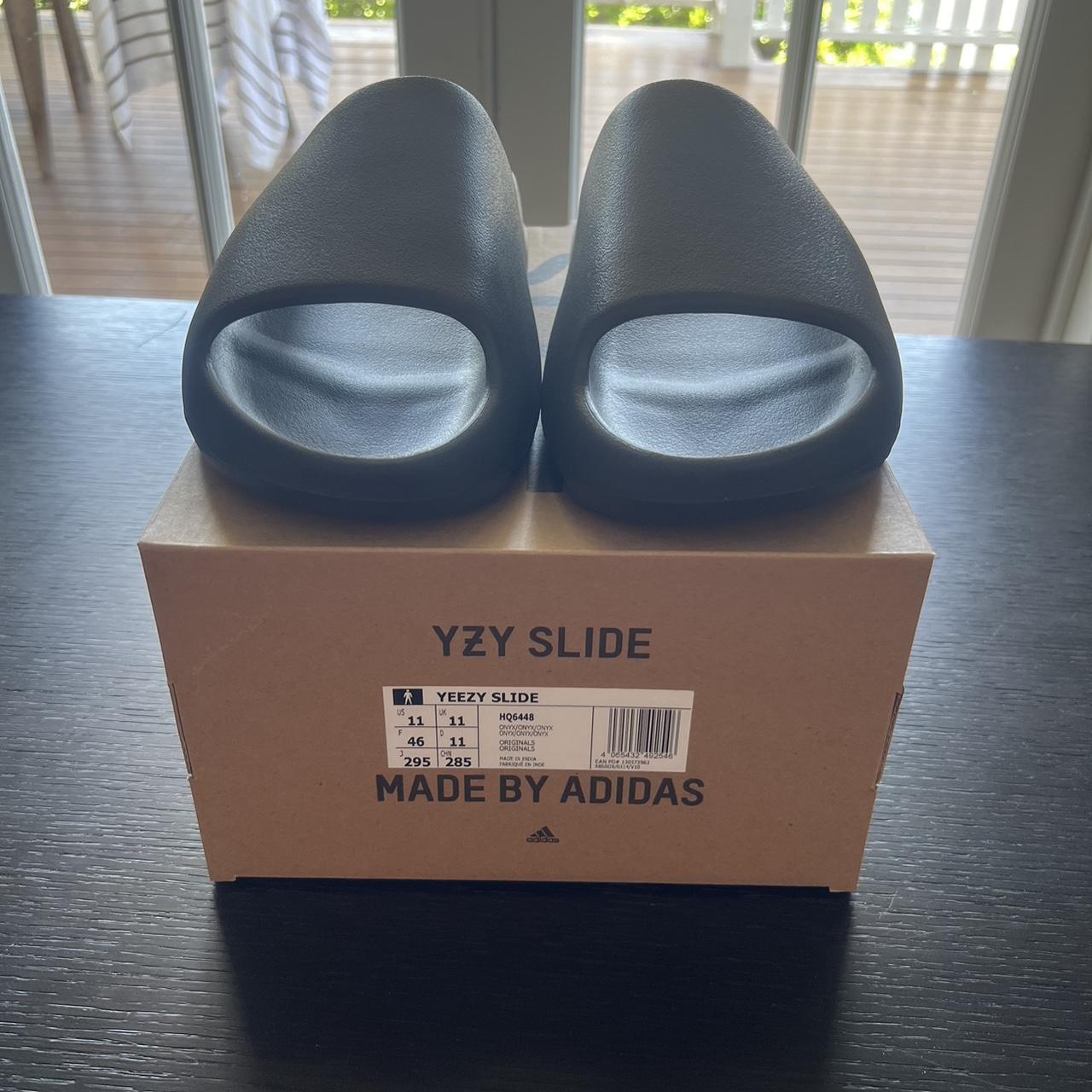 Adidas Yeezy Slide Onyx Size 11 Men selling Deadstock