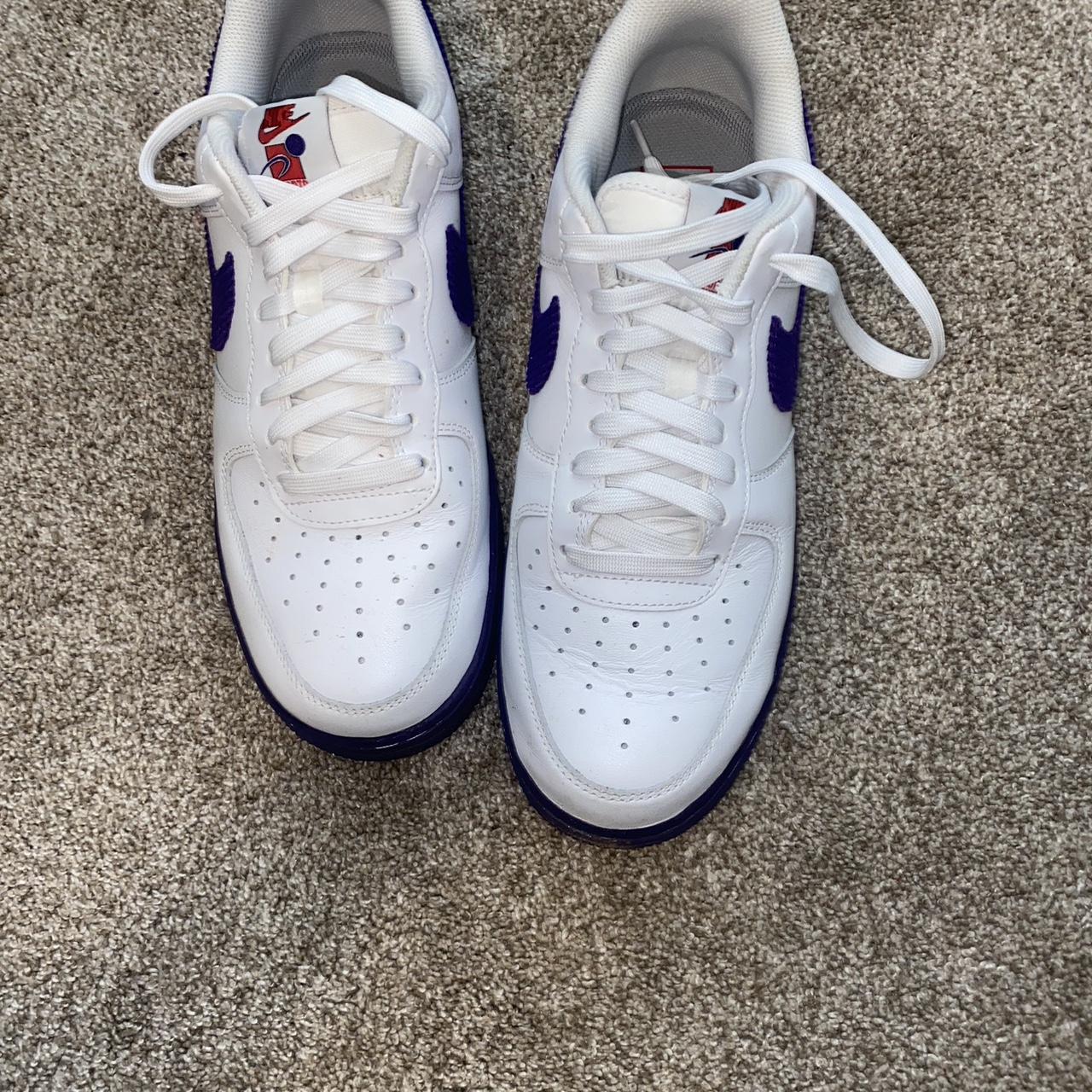 Air Force 1 '07 LV8 EMB 'White Court Purple', slight...