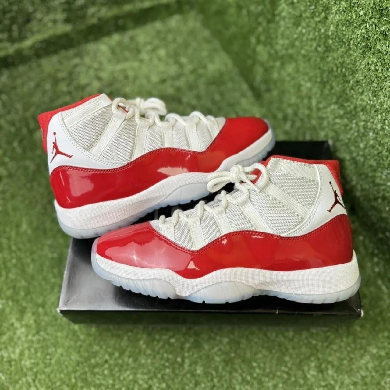 Retro 11s all on sale red