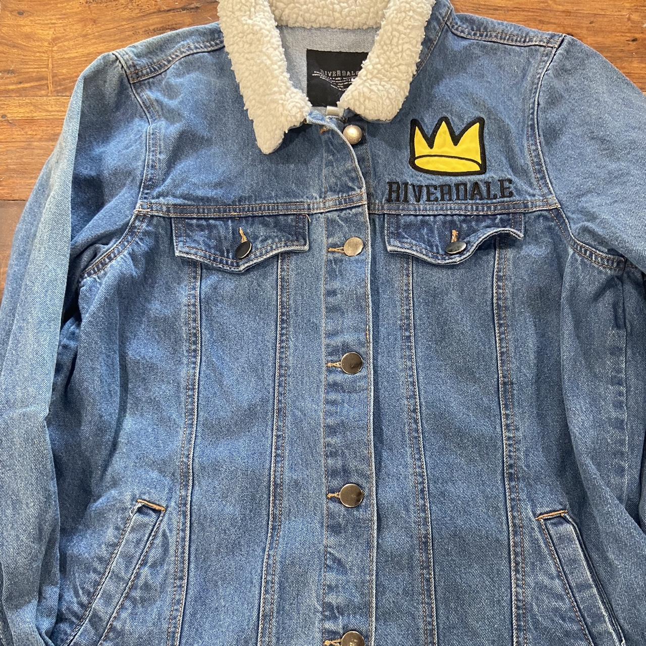 WornOnTV: Jughead's denim jacket with fleece lining on Riverdale | Cole  Sprouse | Clothes and Wardrobe from TV