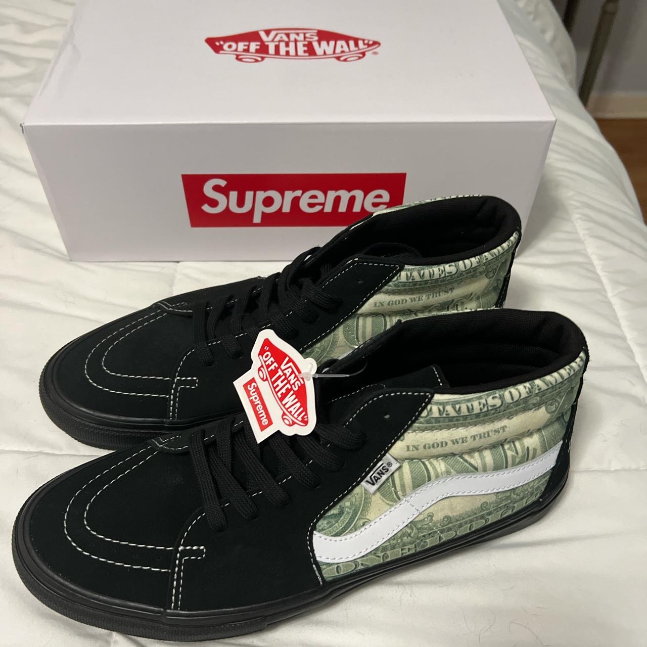 Supreme vans outlet box