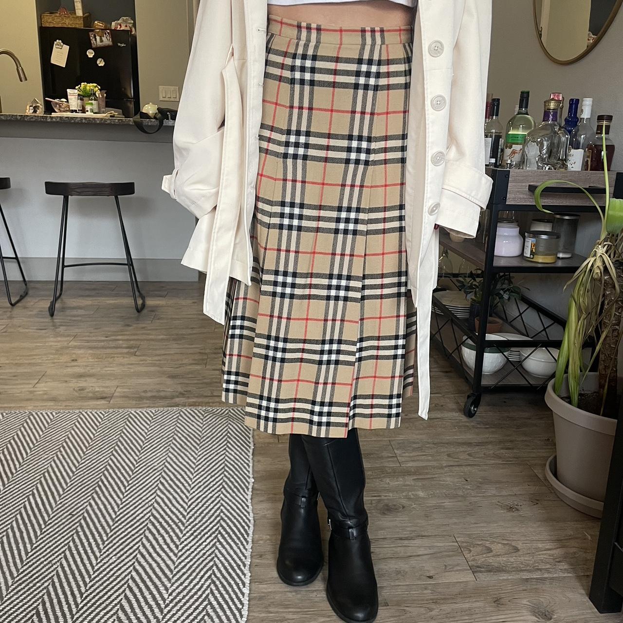 Burberry best sale vintage skirt