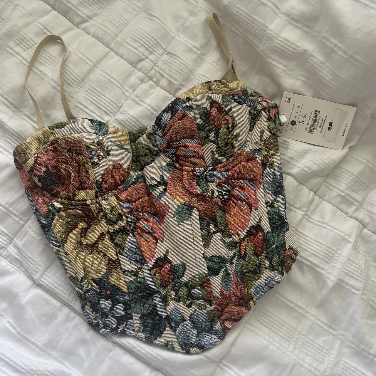 Bershka Women's Corset Depop