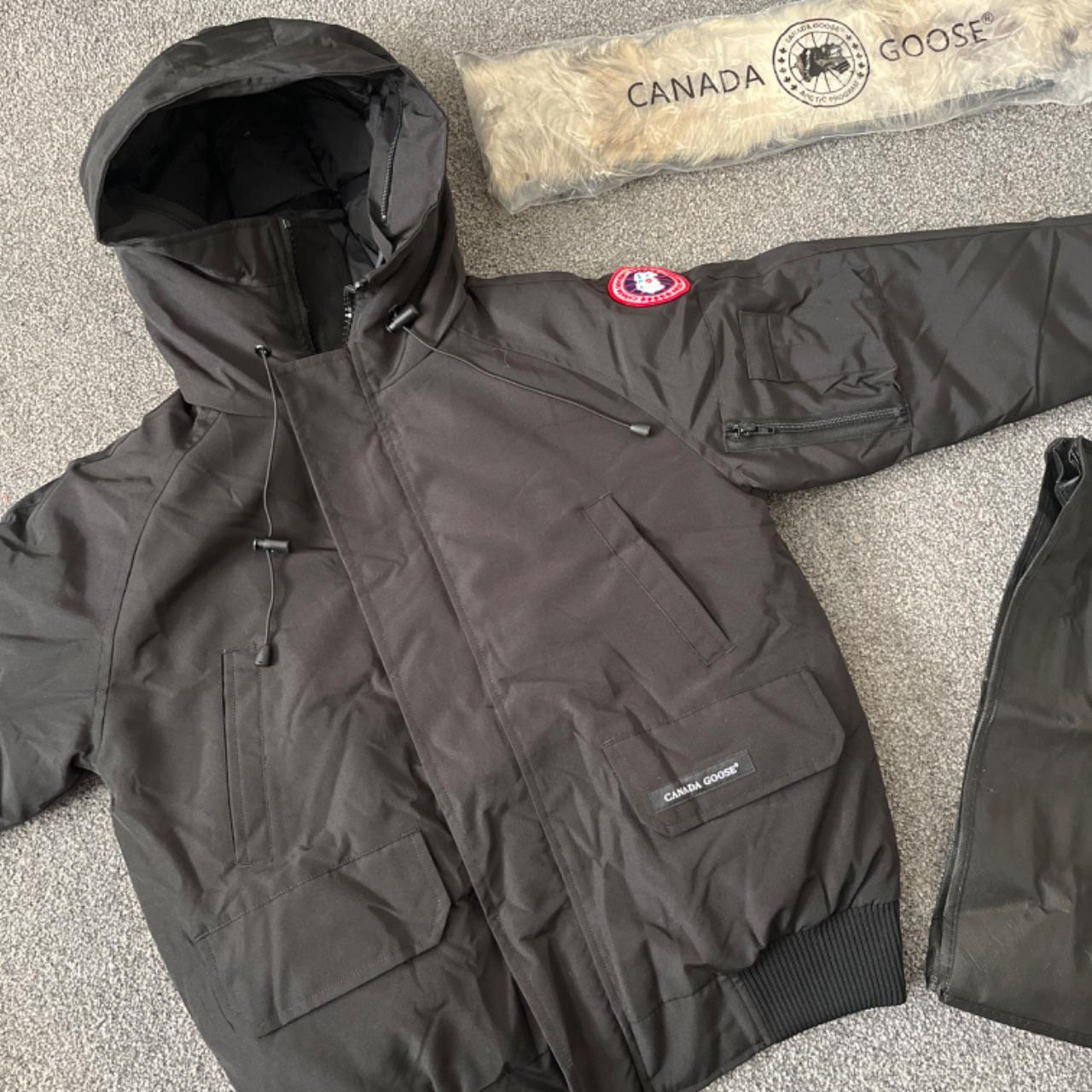 Canada goose clearance bomber xs