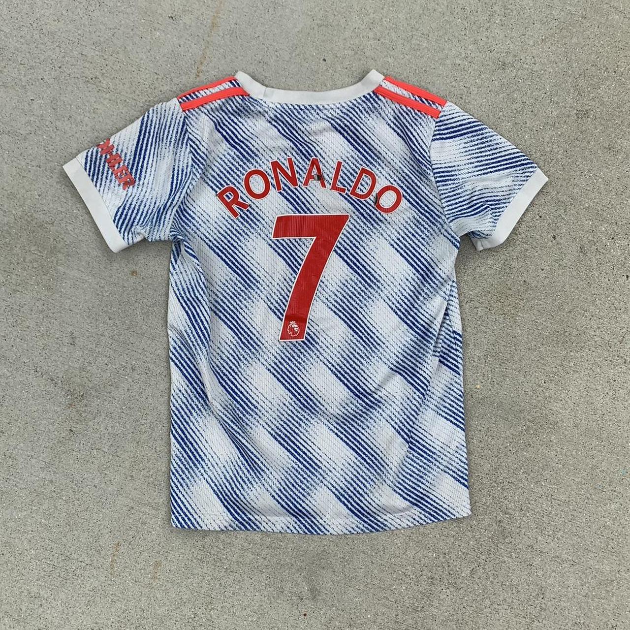 Rare Retro Ronaldo Man United Soccer Jersey from... - Depop