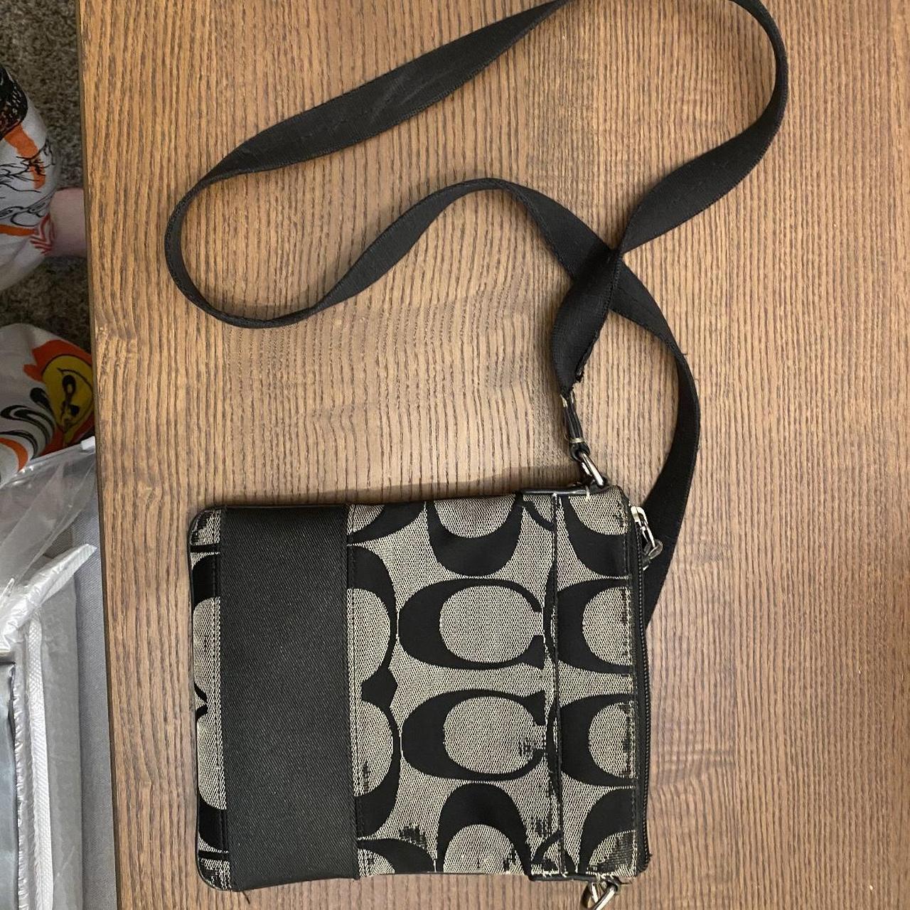 Coach Pebbled Leather Quinn Crossbody/shoulder Bag - Depop