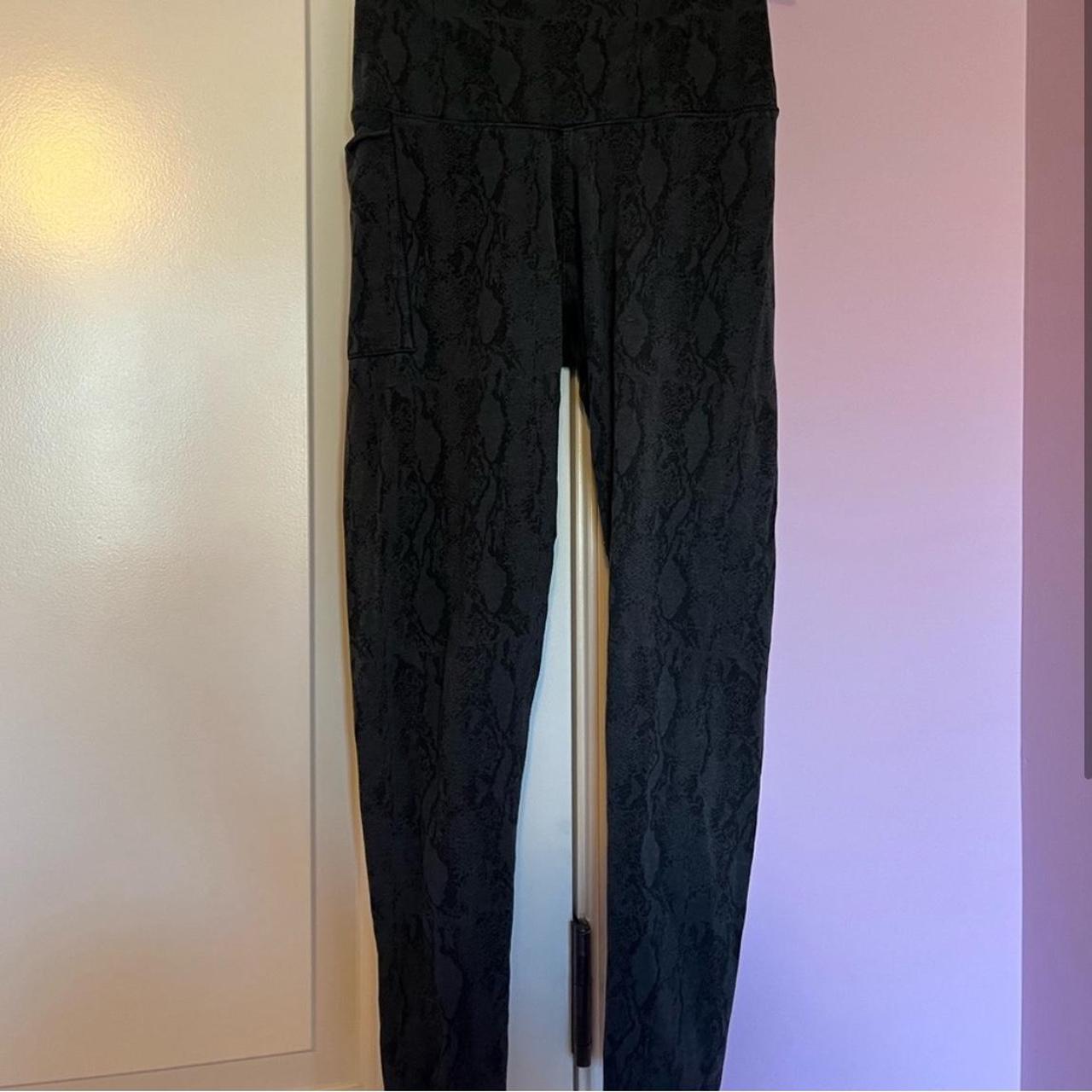 TASC 7/8 leggings with one pocket. Pattern is Black... - Depop