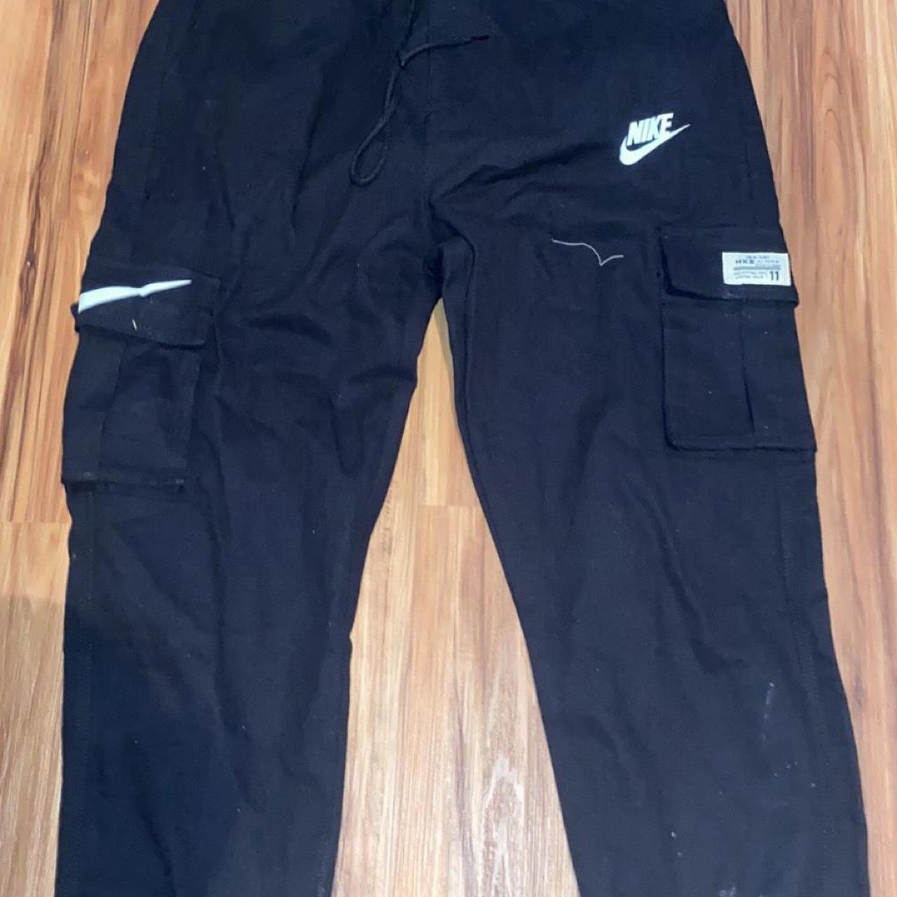 Nike Cargos thick material - Depop