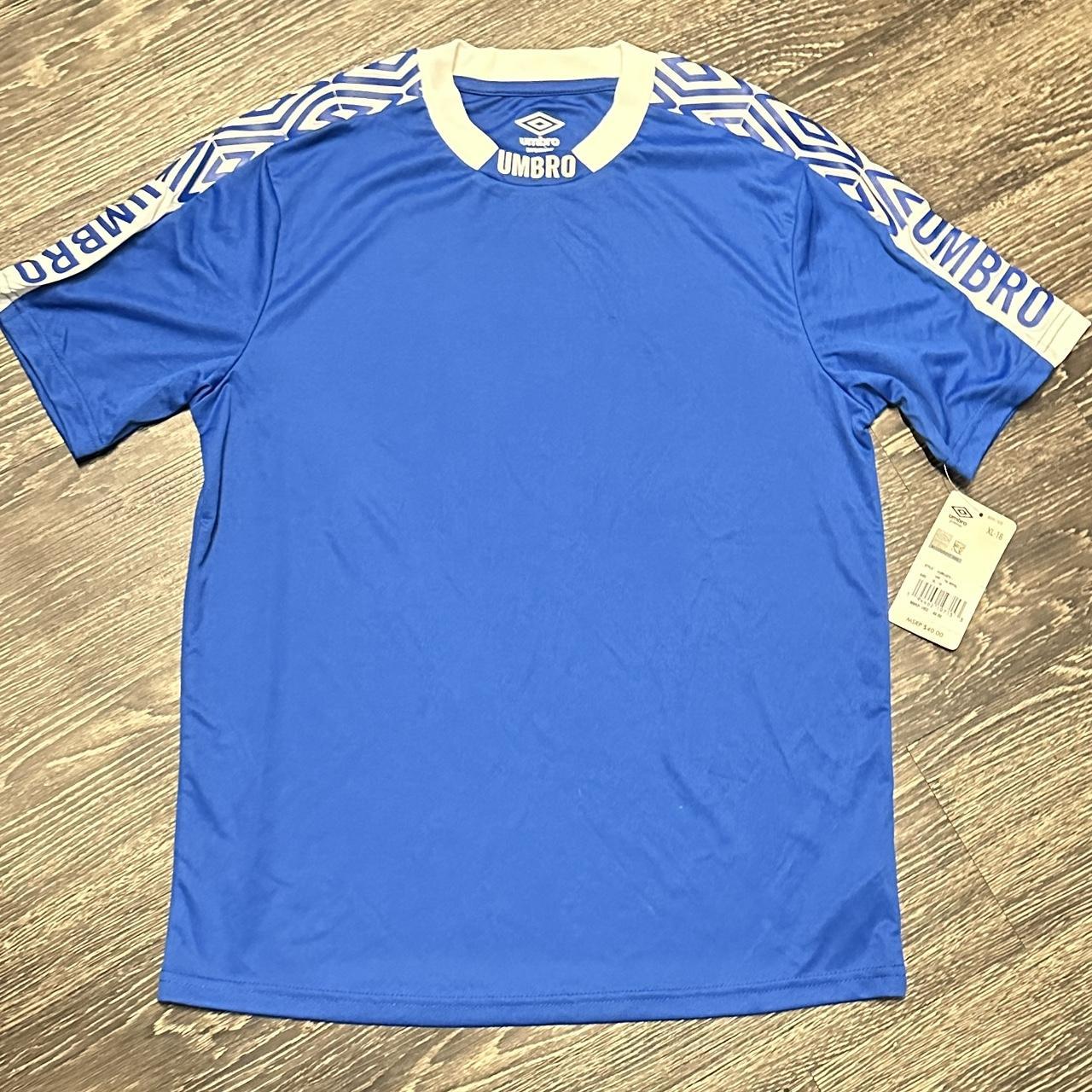 umbro dri fit t shirt