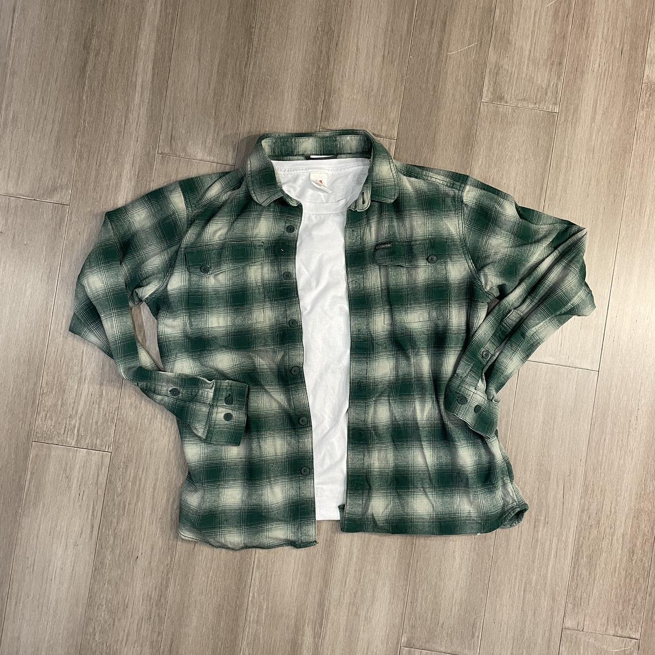 Columbia flannel. Size Medium