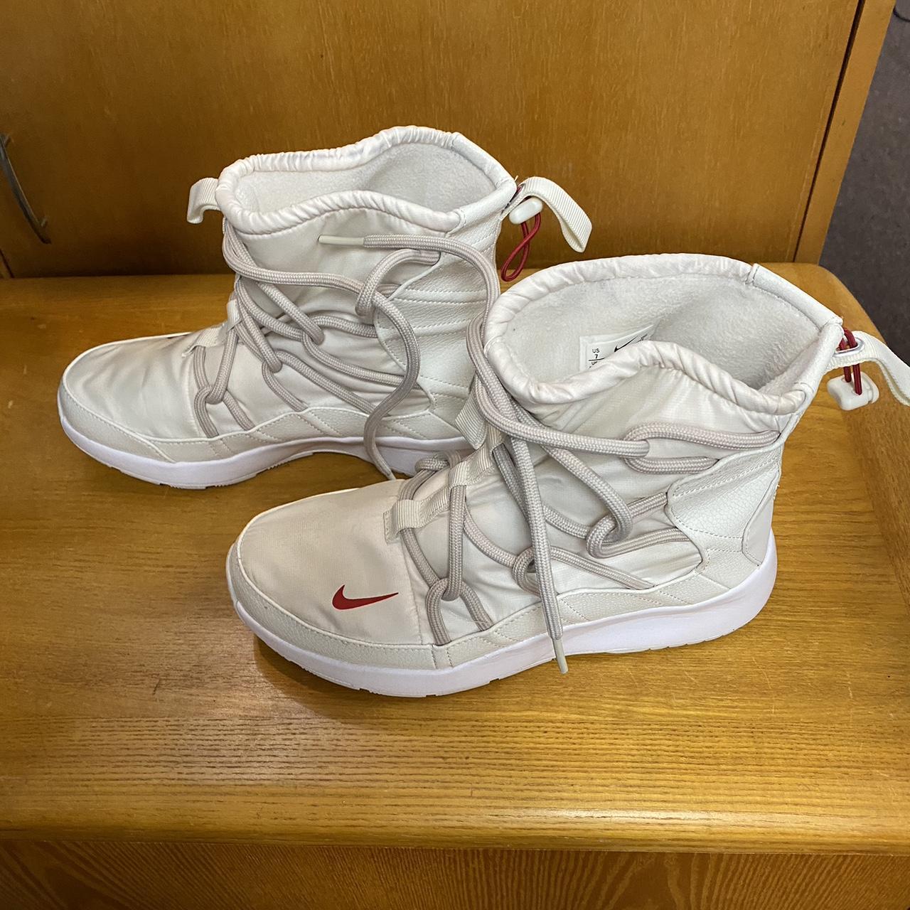 nike fashion boots
