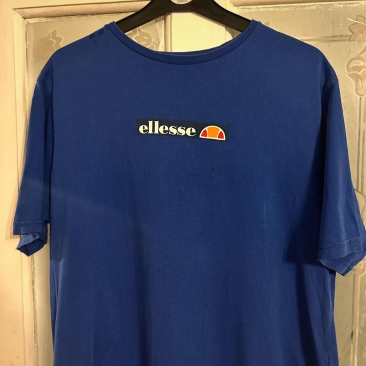 Ellesse men tshirt good a new worn a couple times - Depop