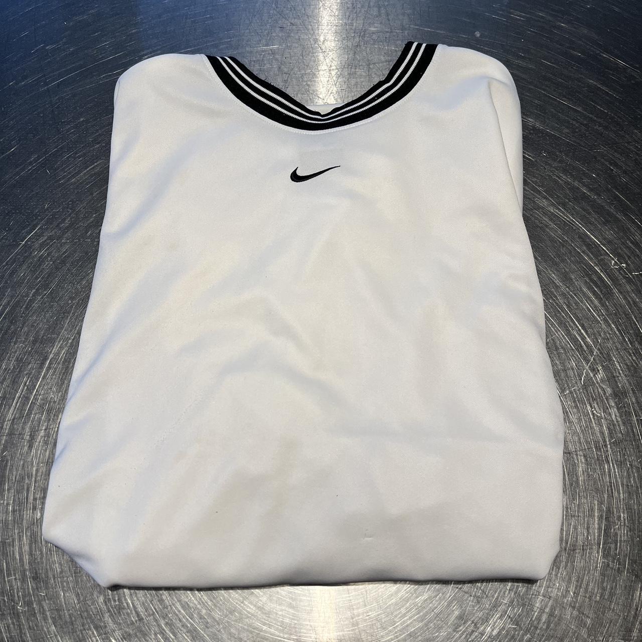 Nike athletic long sleeves shirt - Depop