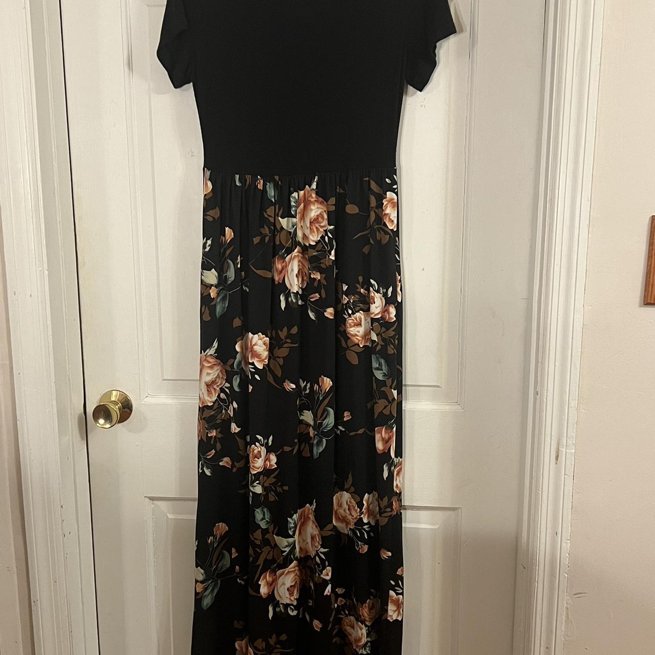 GRECERELLE Women's Short Sleeve Maxi Dress Depop