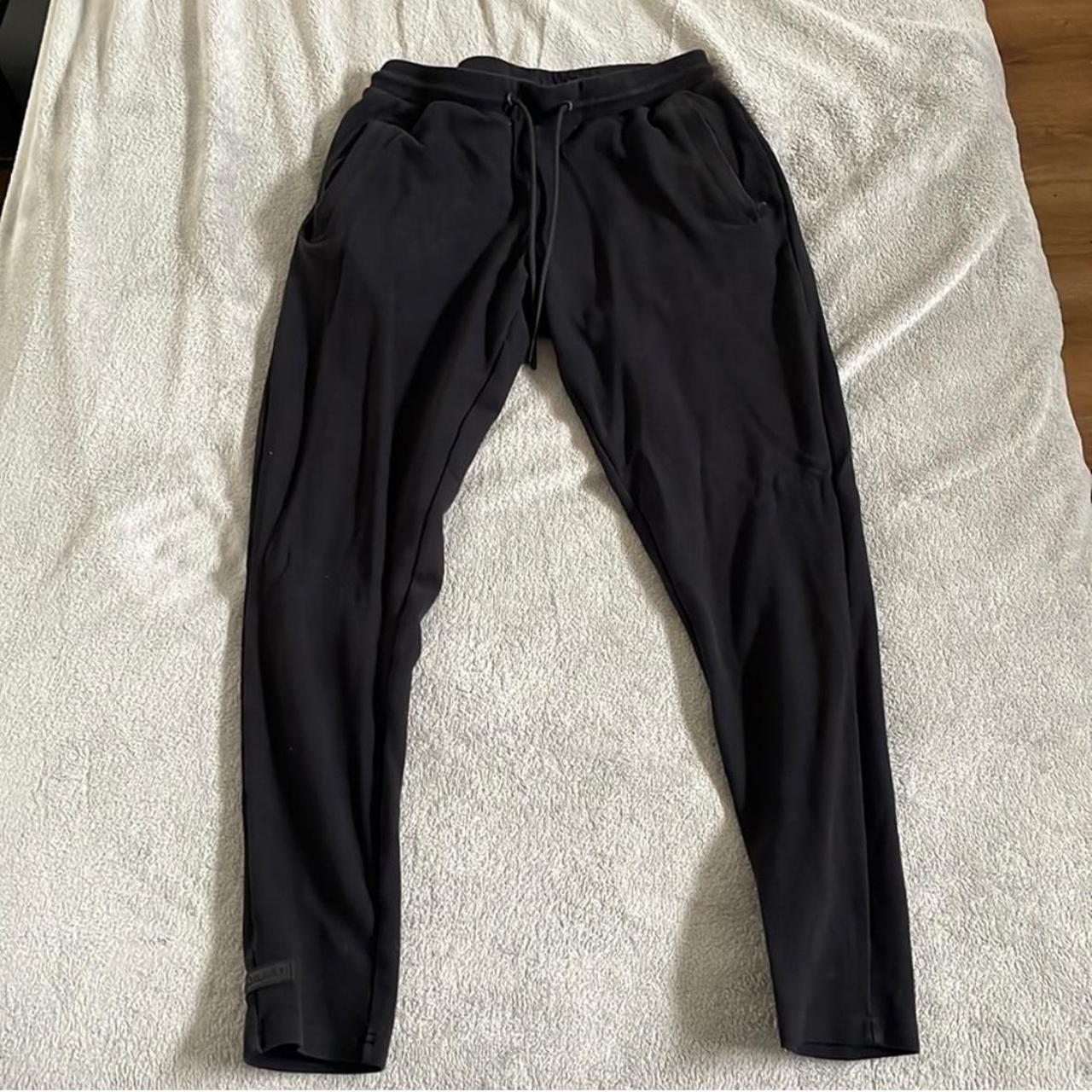 Alphalete best sale identity joggers